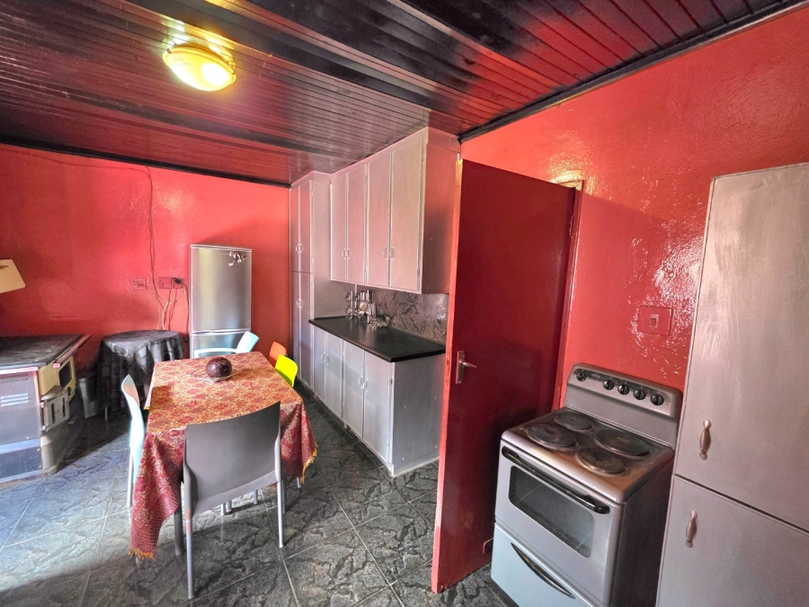 3 Bedroom Property for Sale in Thorisong Free State